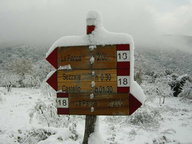 La magica atmosfera del Chianti innevato